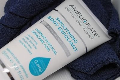 Les raisons de disposer d'un produit de nuit dans votre routine de soin