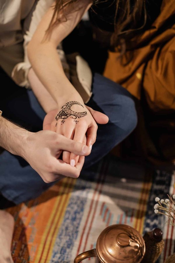 Les idées de tatouage de lune : de la signification à l'esthétique