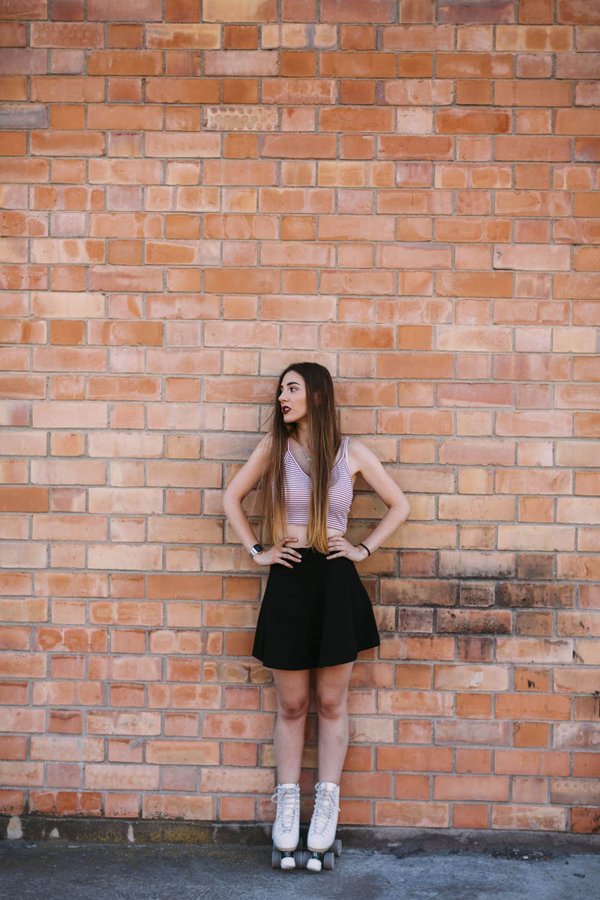 Quelle est la raison du retour des pantalons et des cargos Y2K en tant qu'icônes de la mode ?