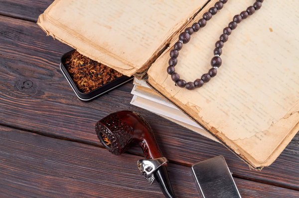 Les écharpes : Des accessoires polyvalents pour compléter votre garde-robe